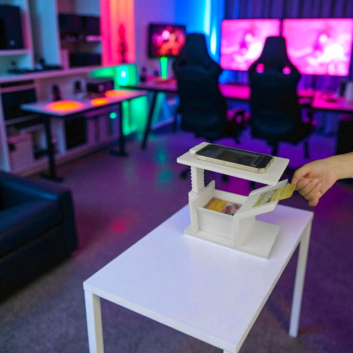Transform Chaos into Effortless Card Management